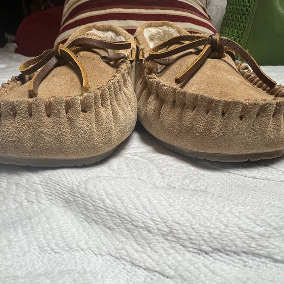 Minnetonka Light Brown Suede Moccasins - Picture 4 of 8